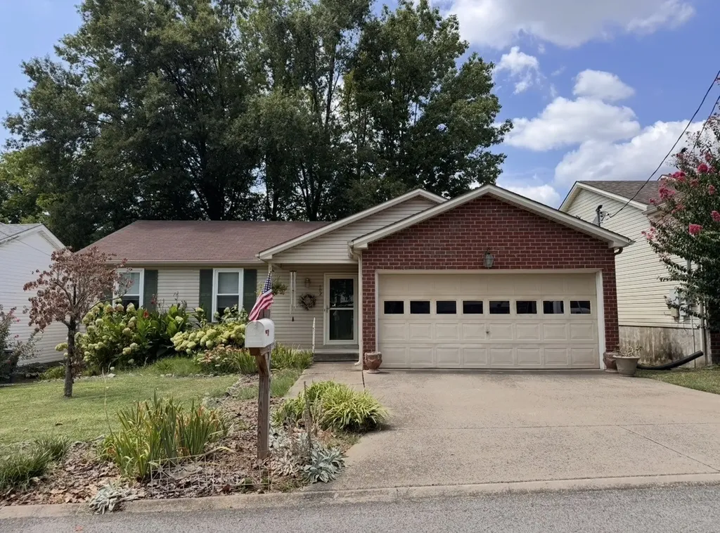 102 River Bend Road Hendersonville TN 37075