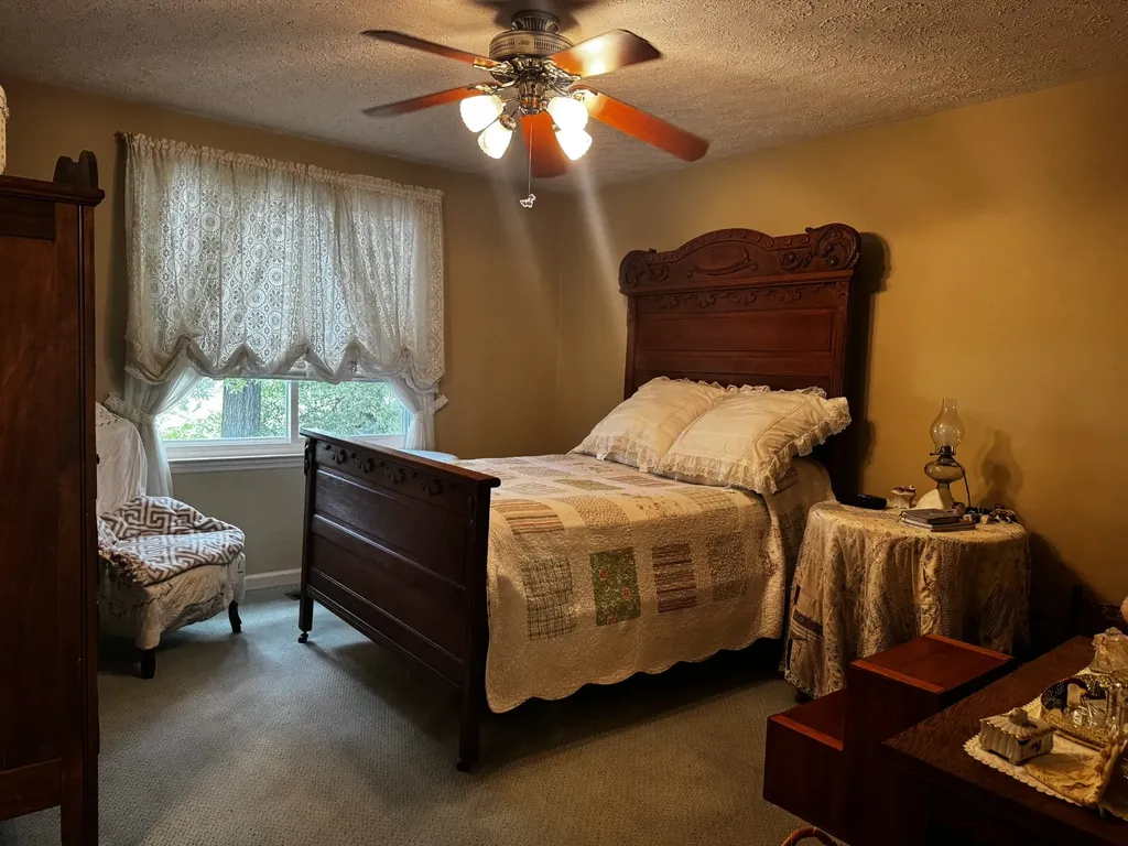 102 River Bend Road Hendersonville TN 37075