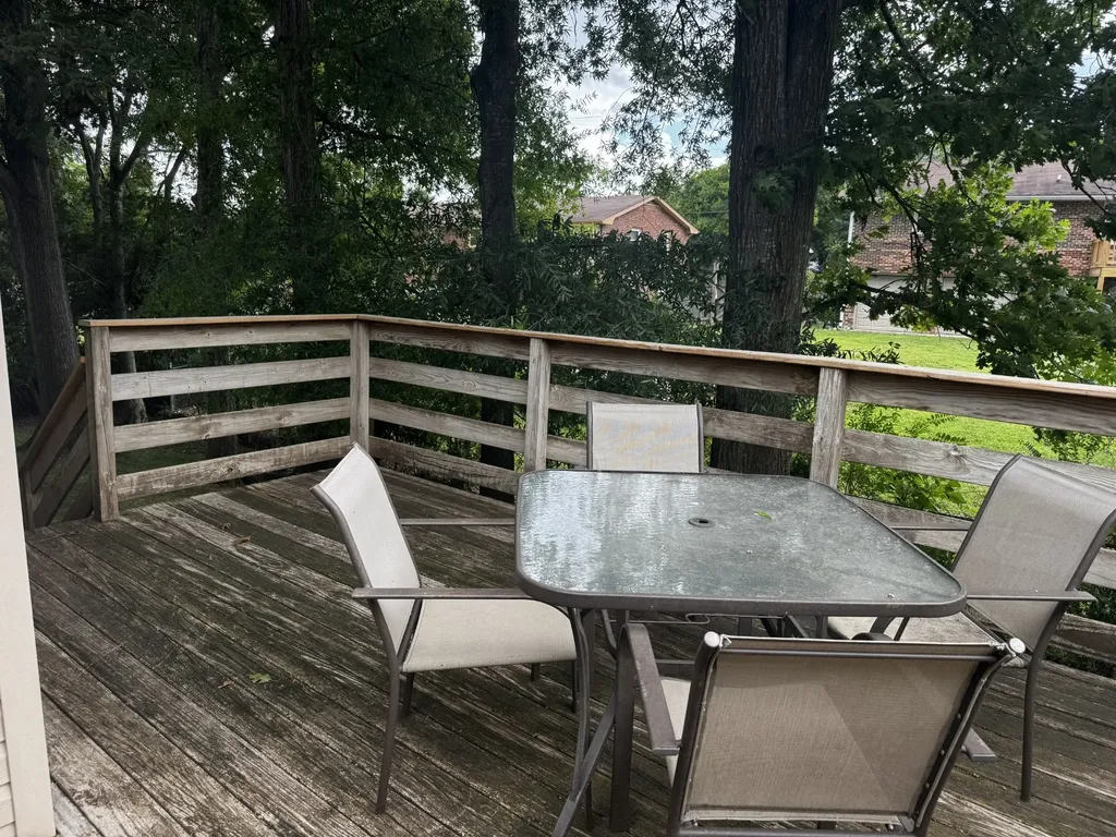 102 River Bend Road Hendersonville TN 37075