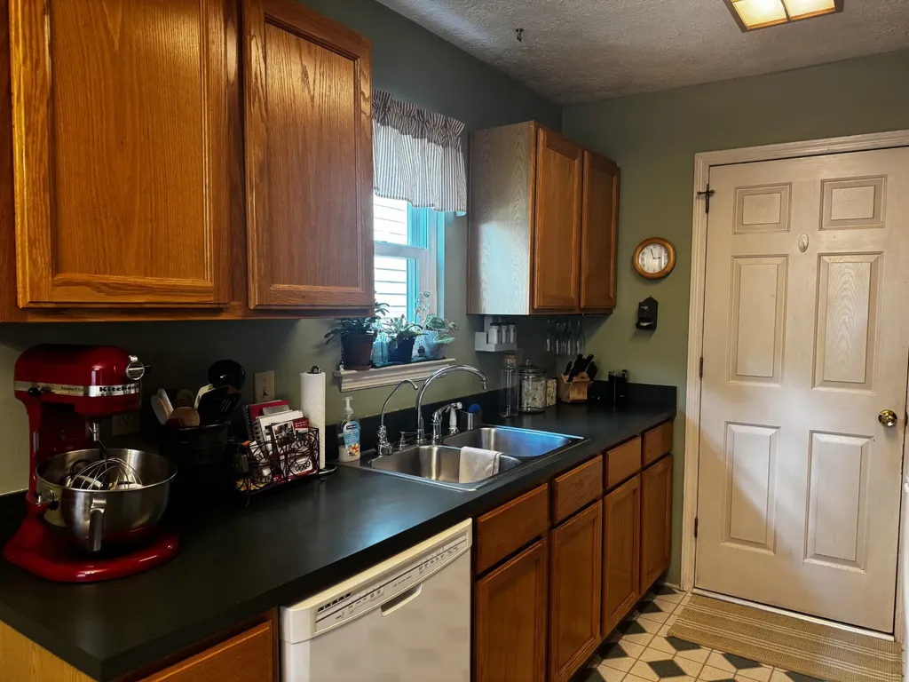 102 River Bend Road Hendersonville TN 37075