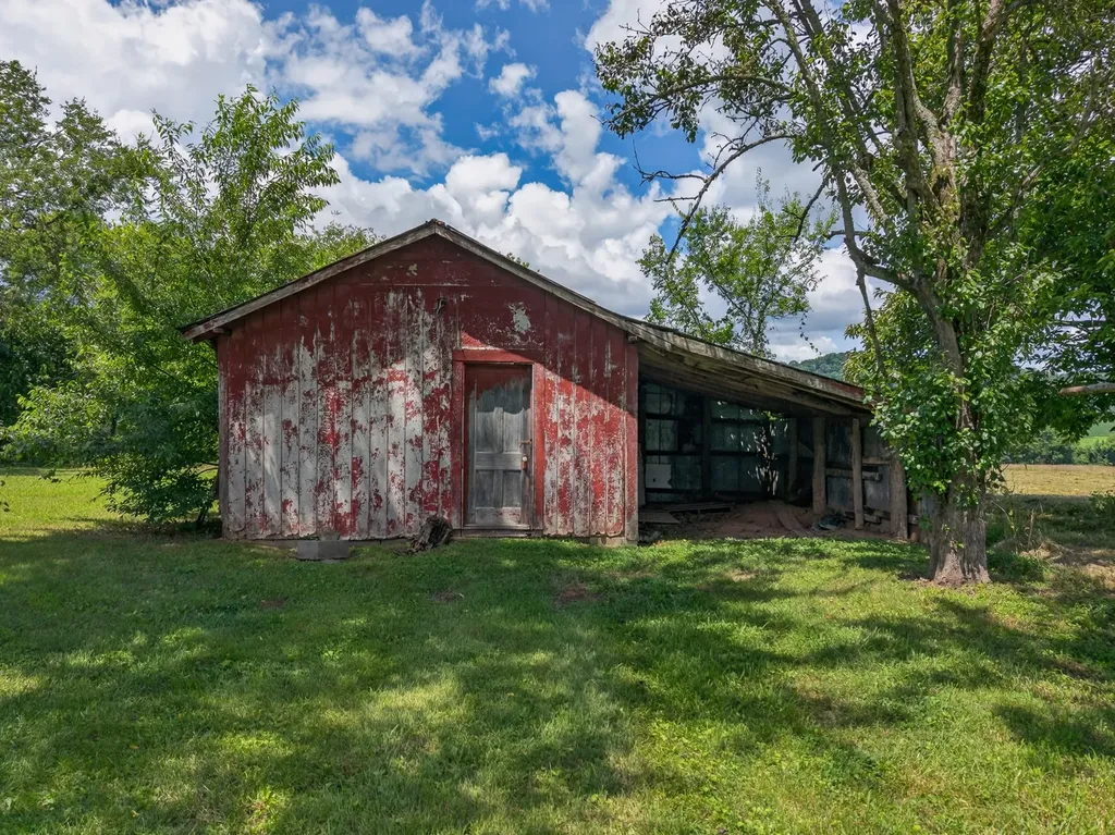 54 Hovis Bend Road Fayetteville TN 37334