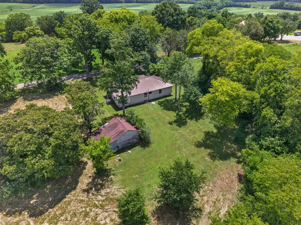 54 Hovis Bend Road Fayetteville TN 37334