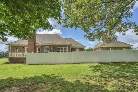 260 Kerr Farms Lane Savannah TN 38372