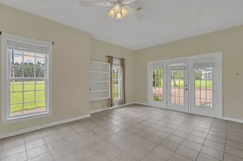 260 Kerr Farms Lane Savannah TN 38372