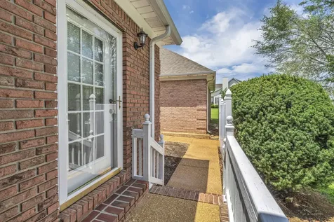 260 Kerr Farms Lane Savannah TN 38372