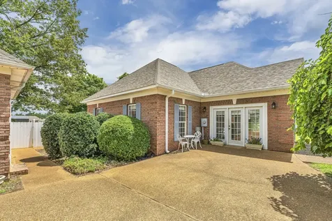 260 Kerr Farms Lane Savannah TN 38372