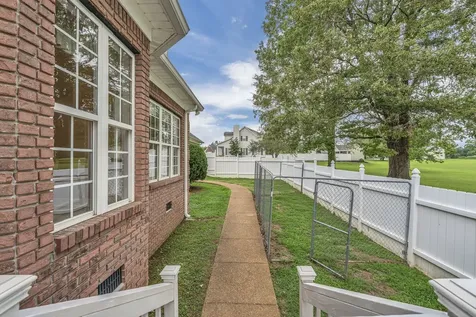 260 Kerr Farms Lane Savannah TN 38372