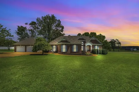 260 Kerr Farms Lane Savannah TN 38372