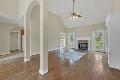 260 Kerr Farms Lane Savannah TN 38372