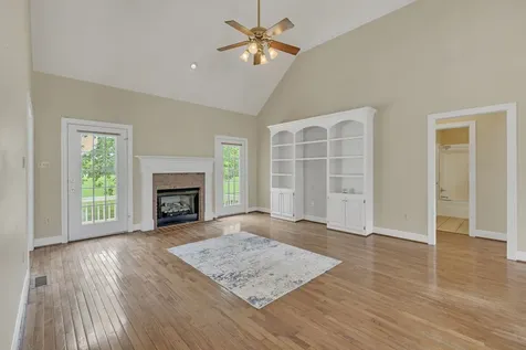 260 Kerr Farms Lane Savannah TN 38372