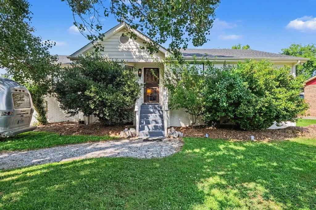 204 Morganmeade Court Nashville TN 37216
