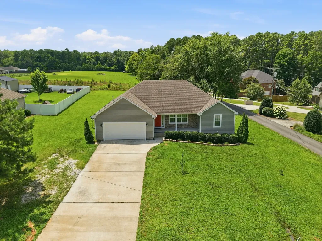 95 Luttrell Drive Winchester TN 37398