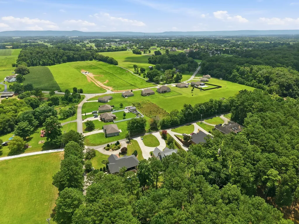 95 Luttrell Drive Winchester TN 37398