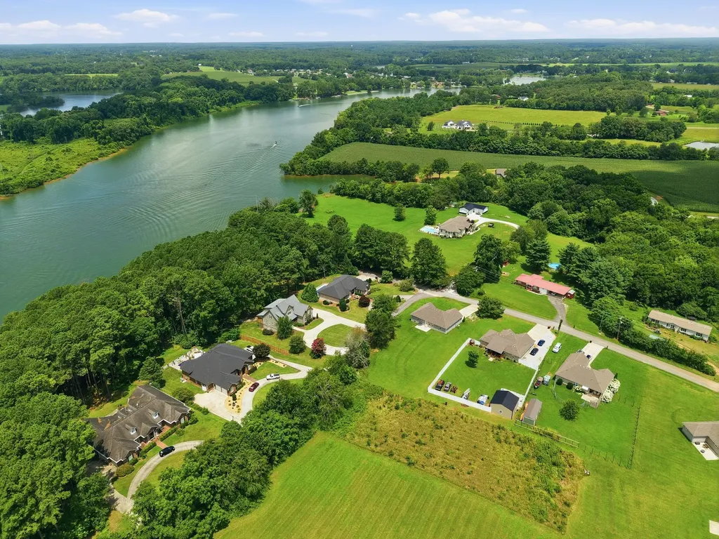 95 Luttrell Drive Winchester TN 37398