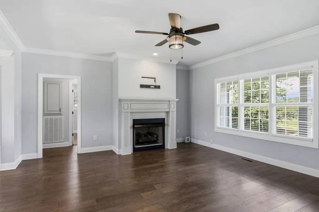 95 Luttrell Drive Winchester TN 37398