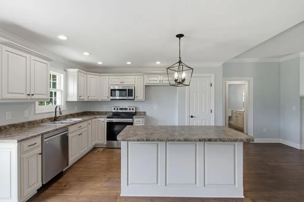95 Luttrell Drive Winchester TN 37398