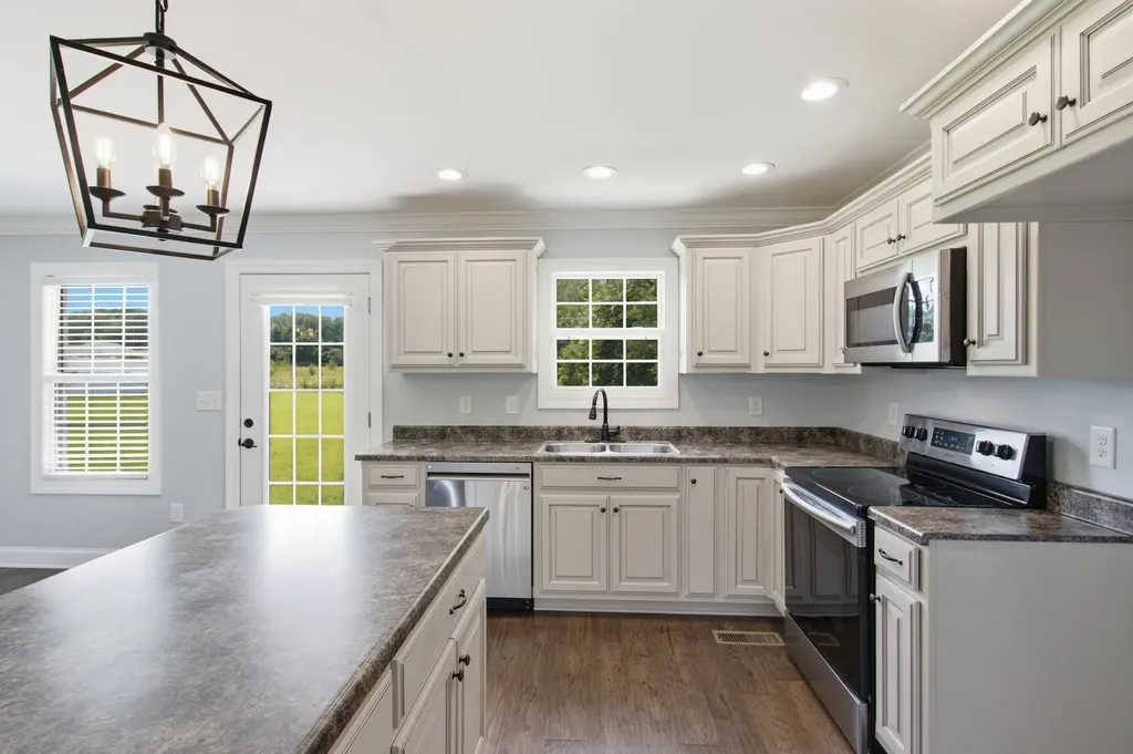 95 Luttrell Drive Winchester TN 37398