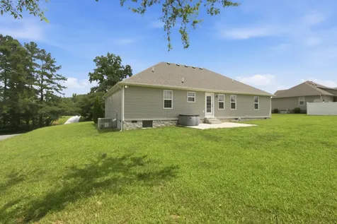 95 Luttrell Drive Winchester TN 37398