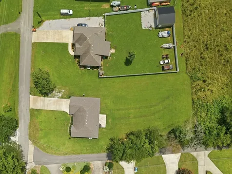 95 Luttrell Drive Winchester TN 37398