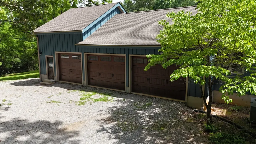 612 Francis Ferry Road Mcminnville TN 37110