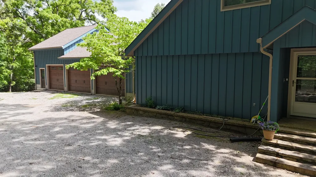 612 Francis Ferry Road Mcminnville TN 37110