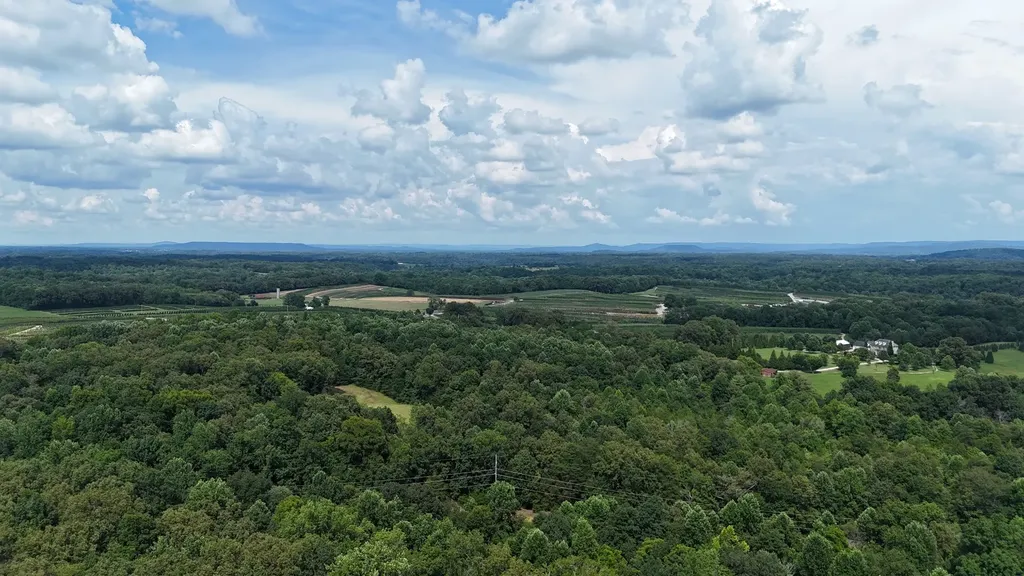 612 Francis Ferry Road Mcminnville TN 37110