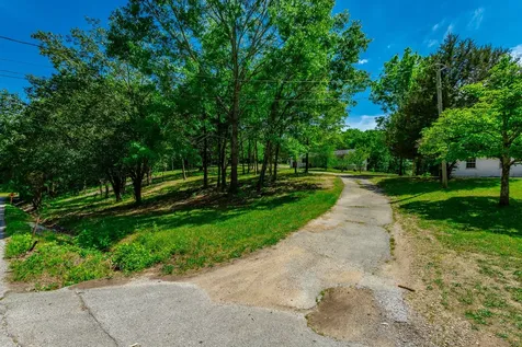 8840 Igou Gap Road Chattanooga TN 37421