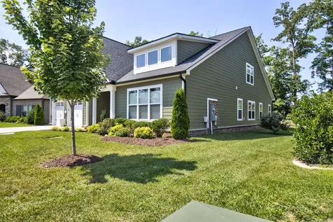 1502 Buttonwood Loop Chattanooga TN 37421