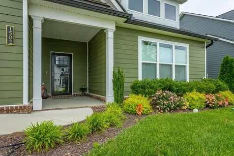 1502 Buttonwood Loop Chattanooga TN 37421