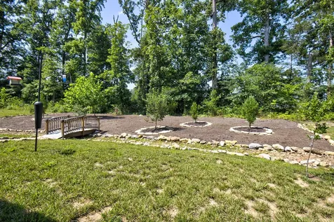 1502 Buttonwood Loop Chattanooga TN 37421