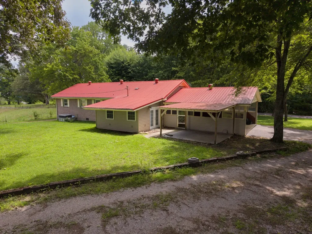 373 Hatch Road Rock Island TN 38581