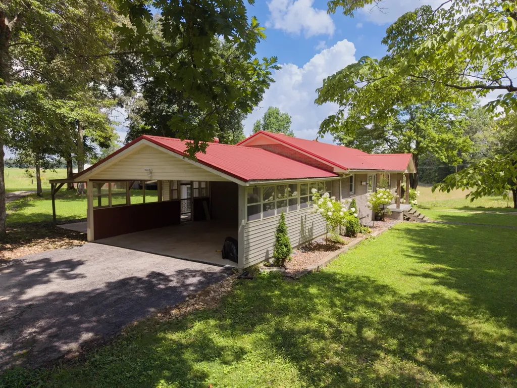 373 Hatch Road Rock Island TN 38581