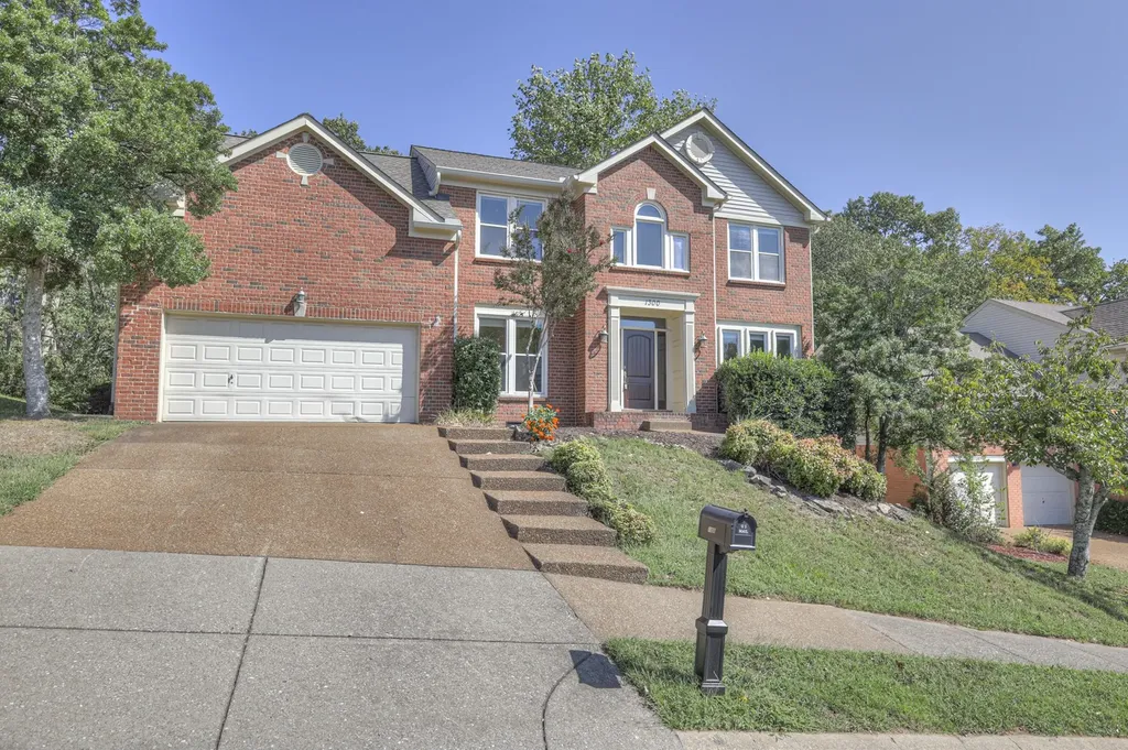 1300 Buckingham Circle Franklin TN 37064