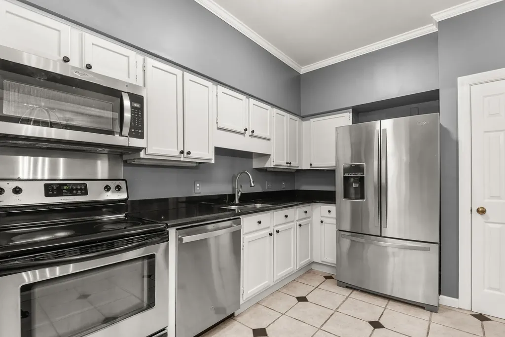 201 Westchase Drive Nashville TN 37205