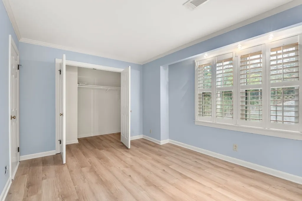201 Westchase Drive Nashville TN 37205