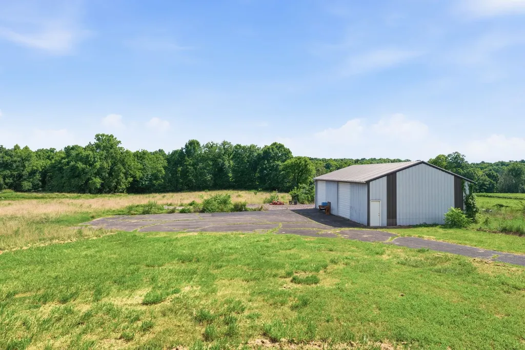 6597 Burkitt Road Antioch TN 37013