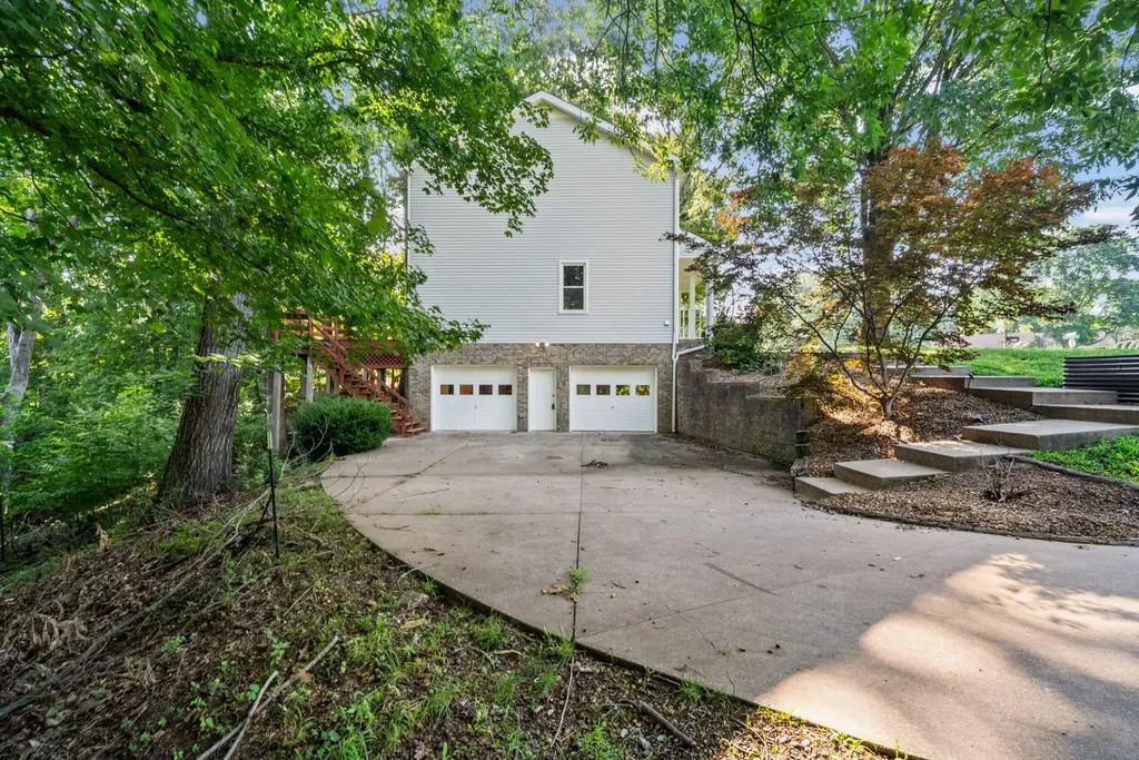 2861 Brothers Road Clarksville TN 37043