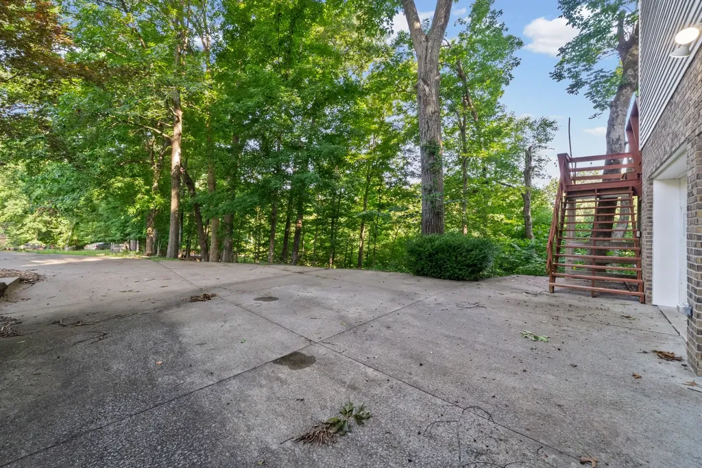 2861 Brothers Road Clarksville TN 37043