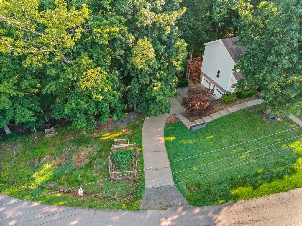 2861 Brothers Road Clarksville TN 37043