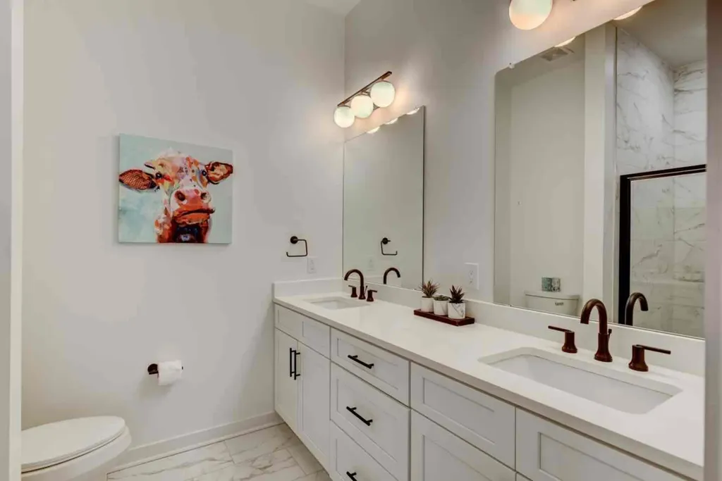 738 Douglas Avenue Nashville TN 37207