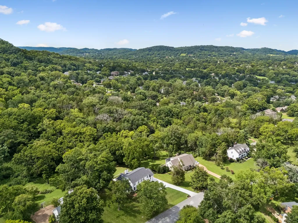 609 Hunters Lane Brentwood TN 37027