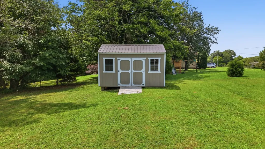 1060 Thornberry Trace Goodlettsville TN 37072