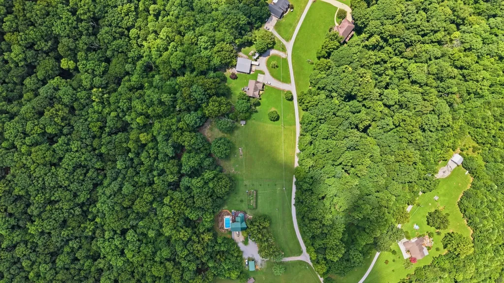 1060 Thornberry Trace Goodlettsville TN 37072