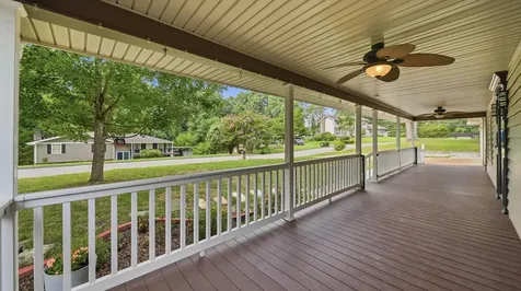 9515 Timberlog Drive Chattanooga TN 37421