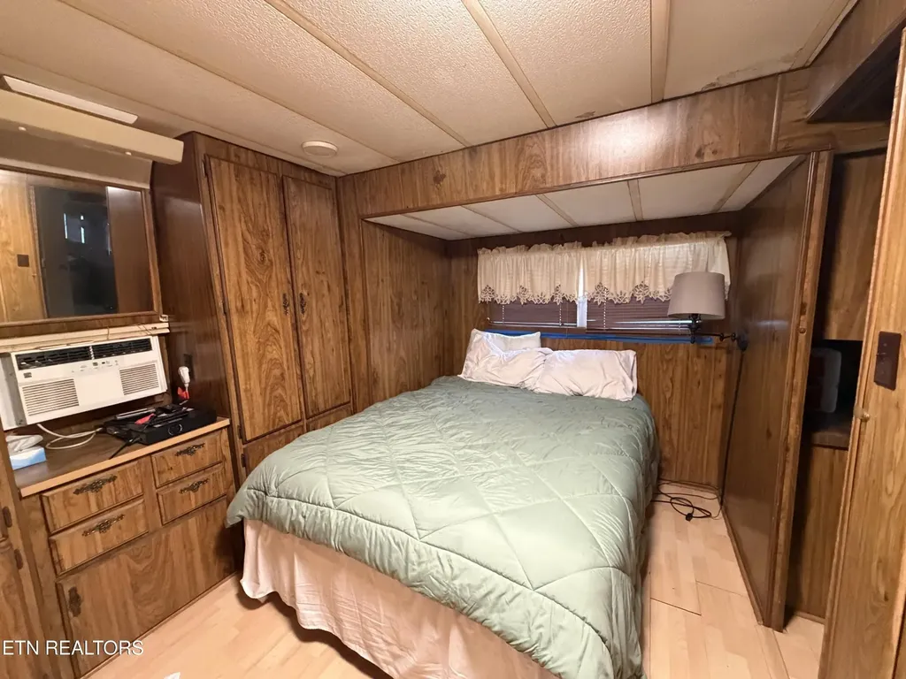 160 Apache Trail Crossville TN 38572