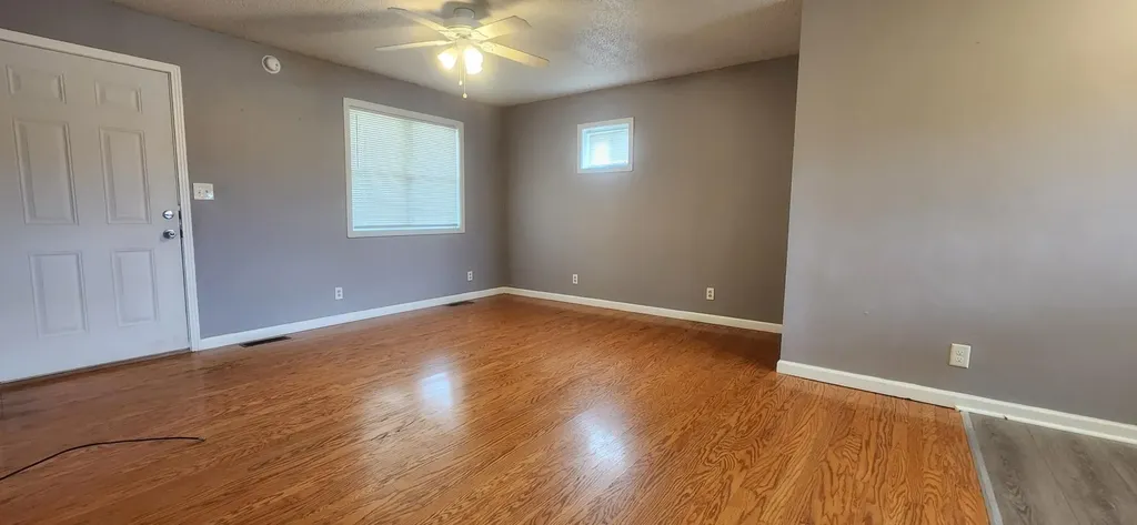 2031 Lintwood Drive Clarksville TN 37042