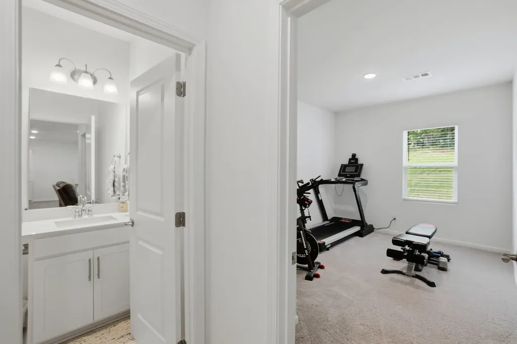 333 Brook Avenue White House TN 37188