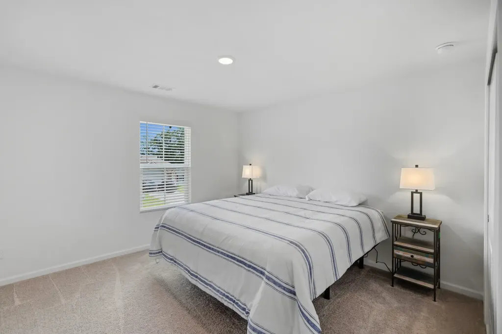333 Brook Avenue White House TN 37188
