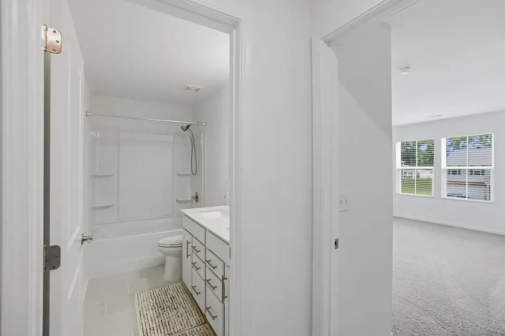 333 Brook Avenue White House TN 37188