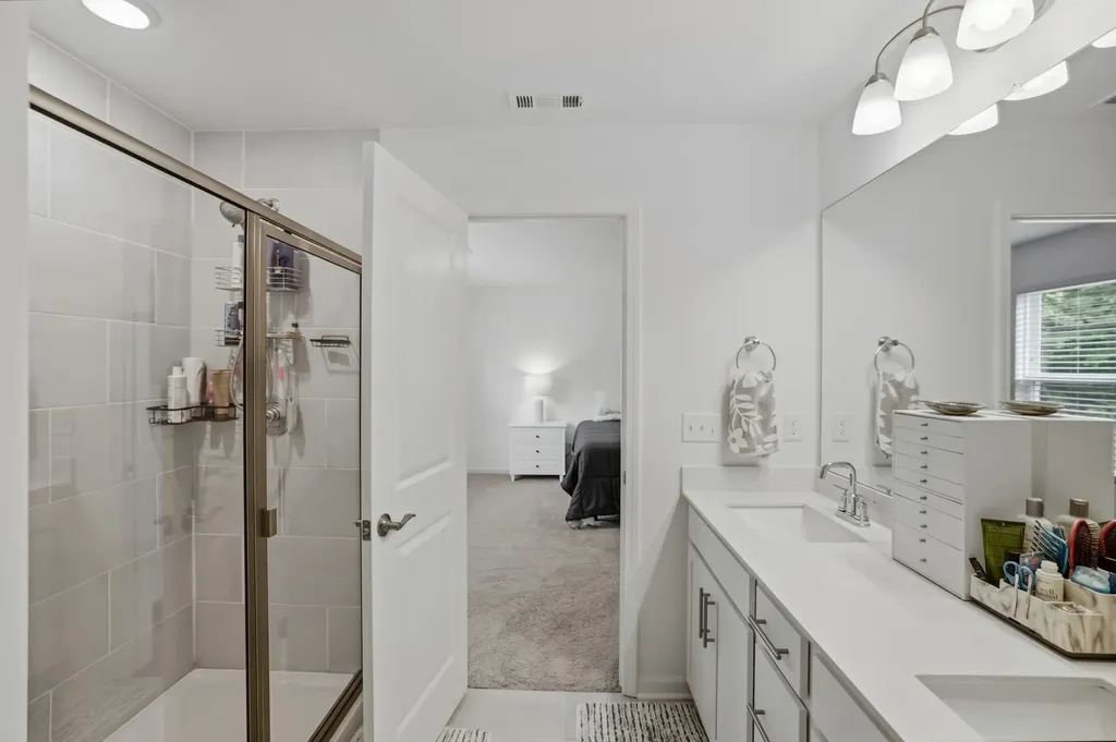 333 Brook Avenue White House TN 37188